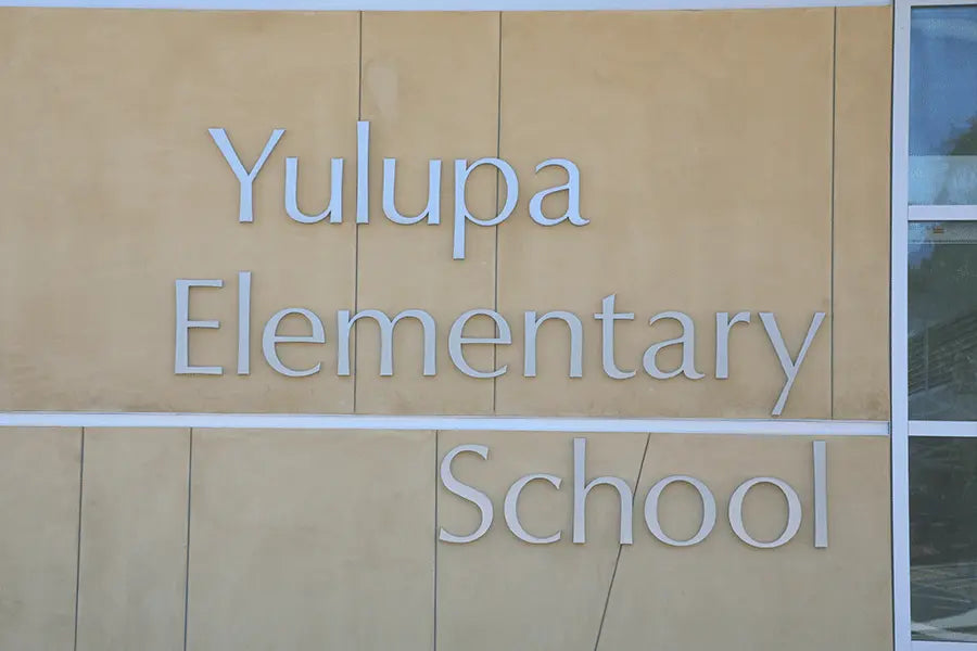 School sign with cast aluminum sign letters