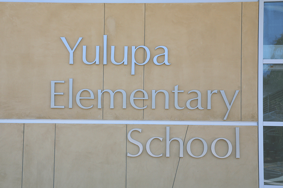 School sign with cast aluminum sign letters