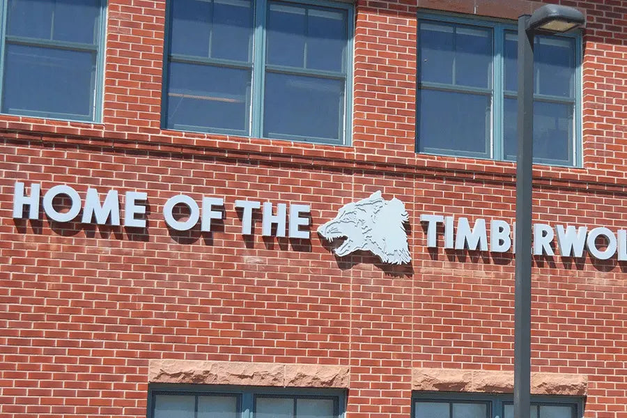School sign with cast aluminum sign letters